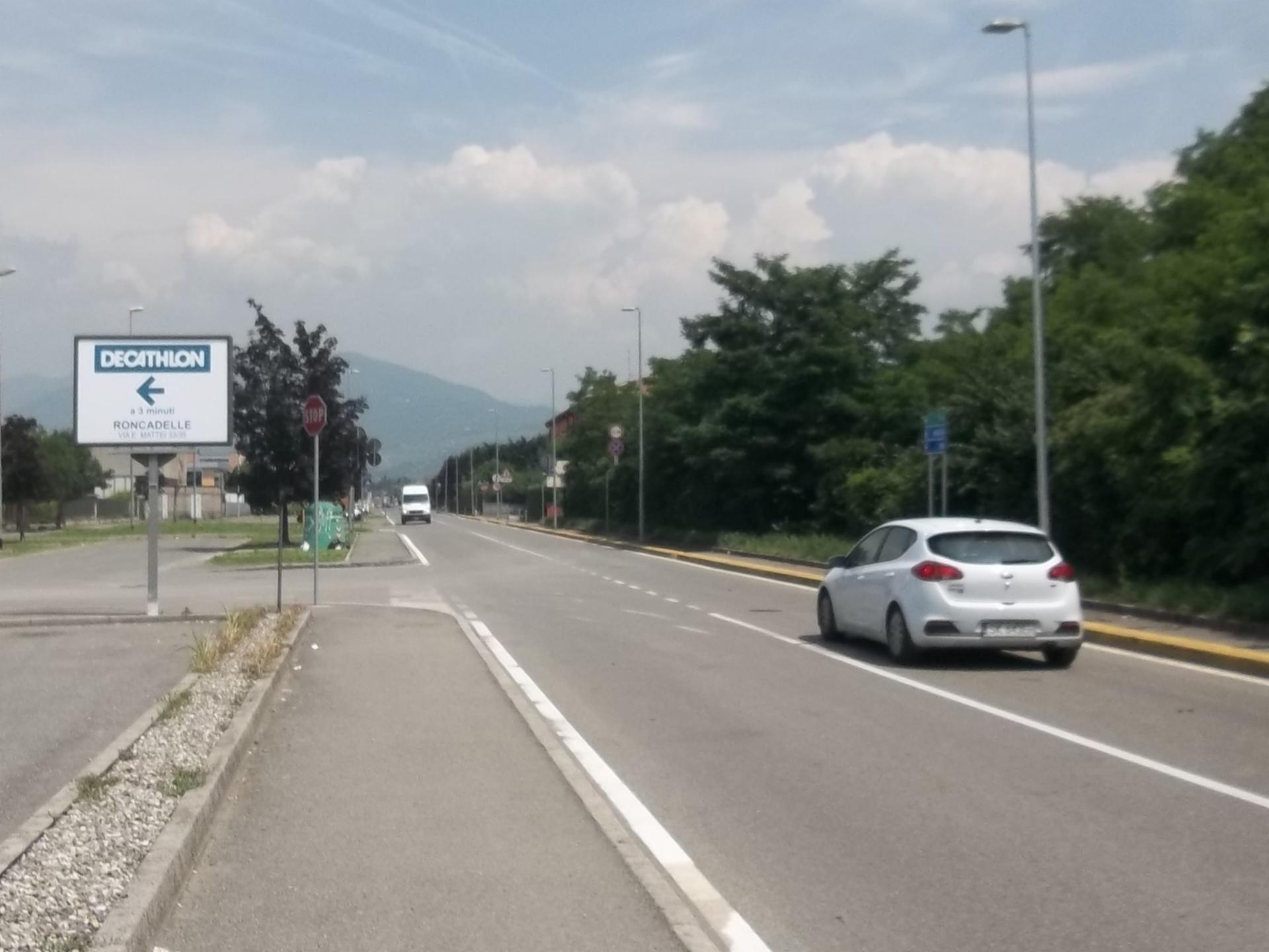 Impianto CARTELLONISTICA a Gussago, in zona Da Frank