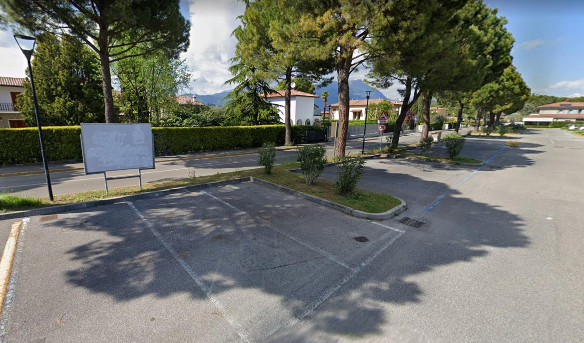 Impianto CARTELLONISTICA a Manerba del Garda, in zona Minerva