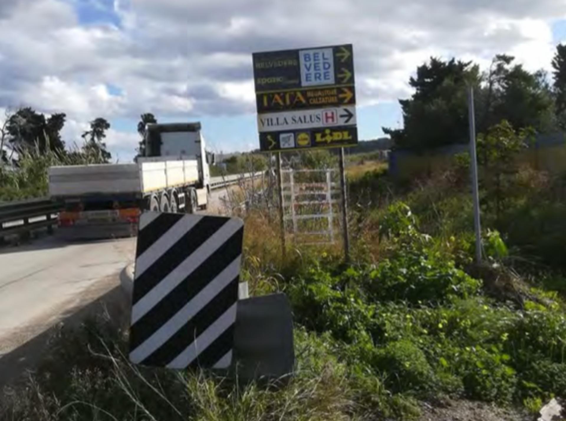 Impianto a STRADA PROVINCIALE EX SS 114 - Km 0+400  Siracusa