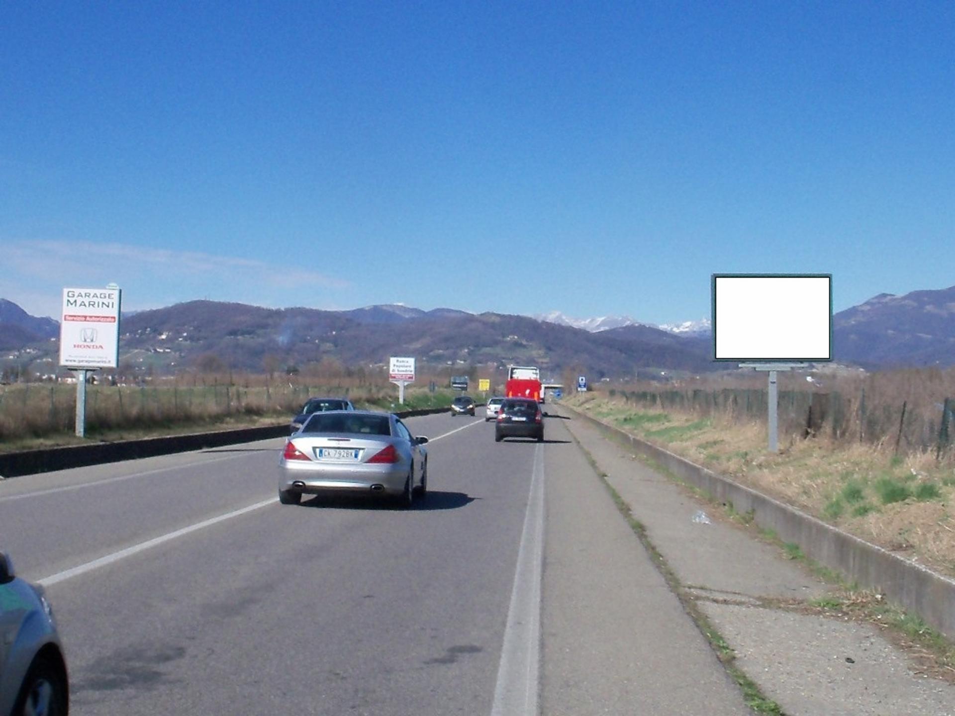 Impianto CARTELLONISTICA a Palazzolo sull'Oglio, in zona TotalErg