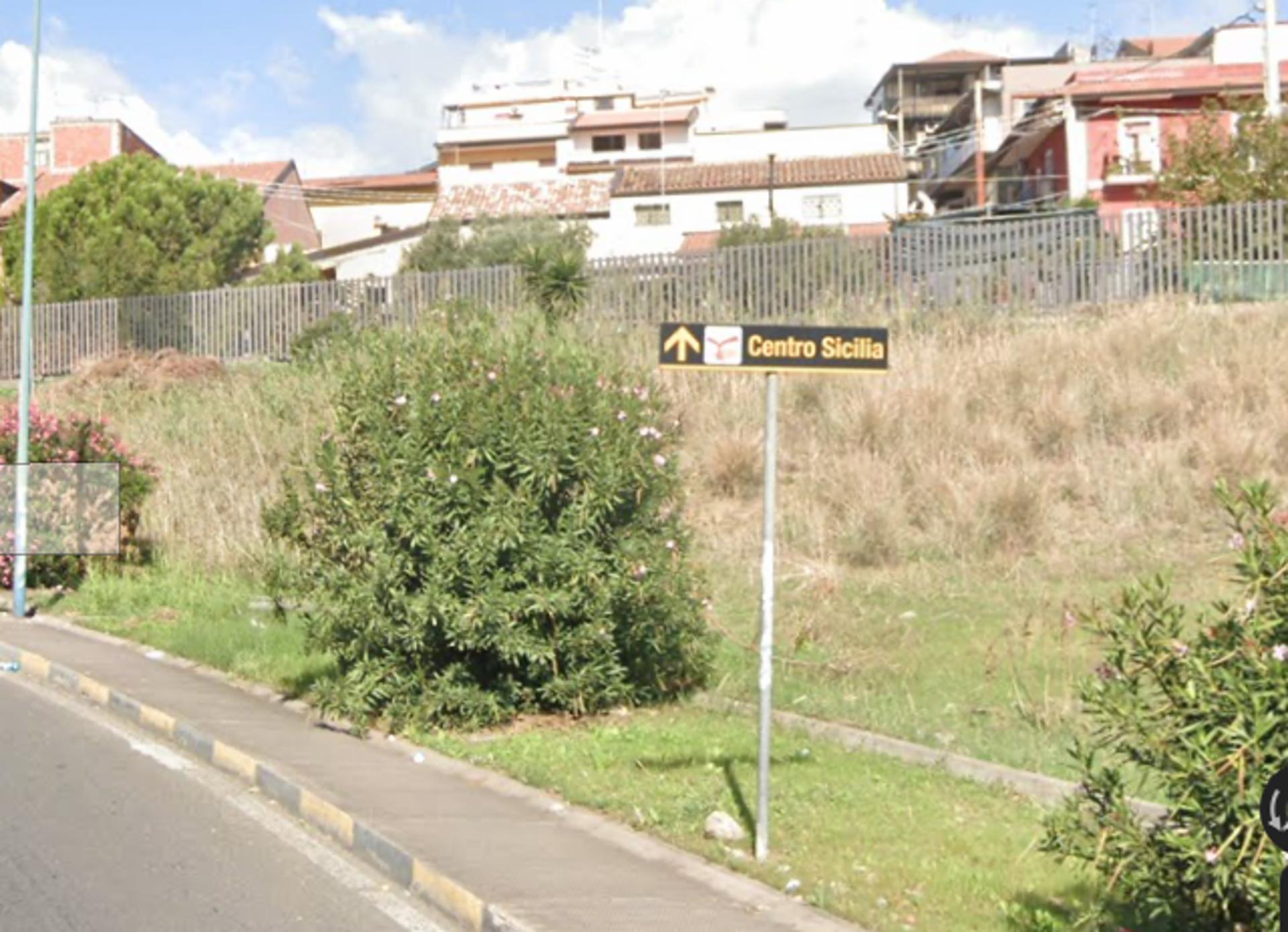 Impianto FRECCE / PREINSEGNE a Catania, in zona Chiesa di Nostra Signora del Santissimo Sacramento