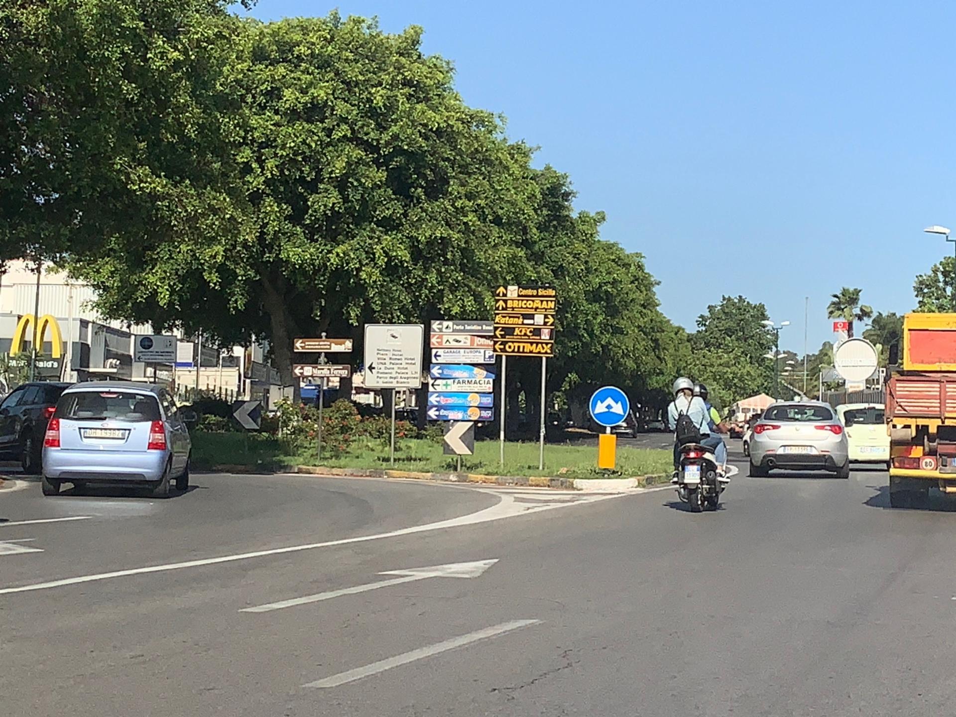 Impianto FRECCE / PREINSEGNE a Catania, in zona MD