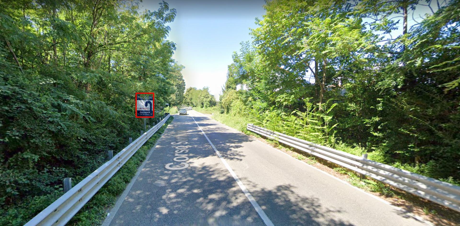 Impianto CARTELLONISTICA a Gallarate, in zona Tigros