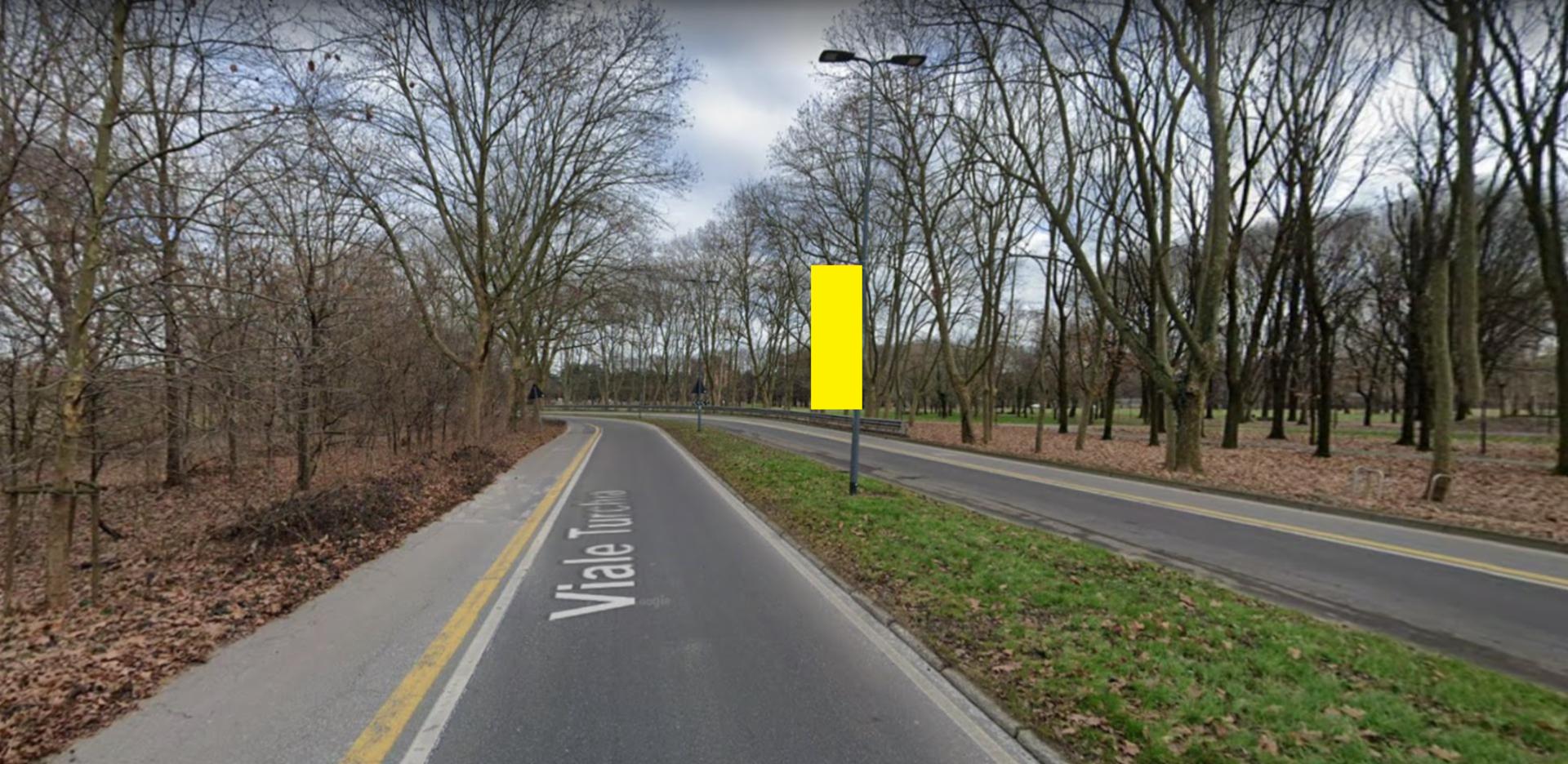 Impianto VERTICAL BANNER a Milano, in zona Parco Lambro