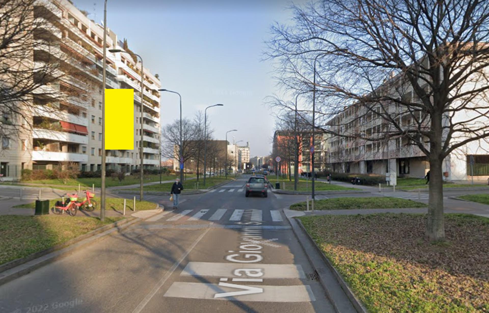 Impianto VERTICAL BANNER a Milano, in zona Porter House Milano