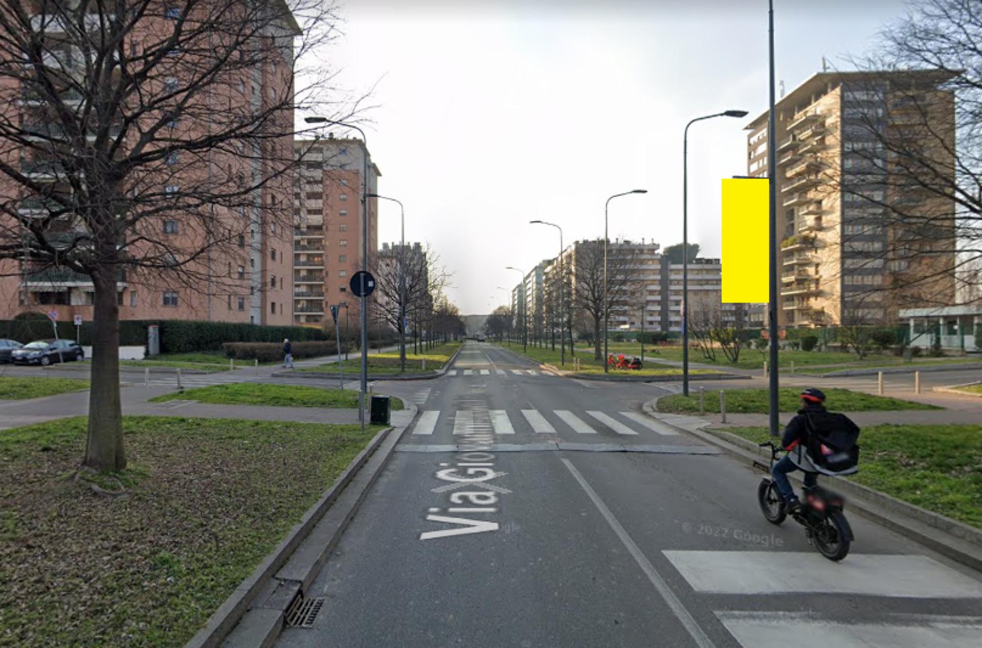 Impianto VERTICAL BANNER a Milano, in zona Porter House Milano