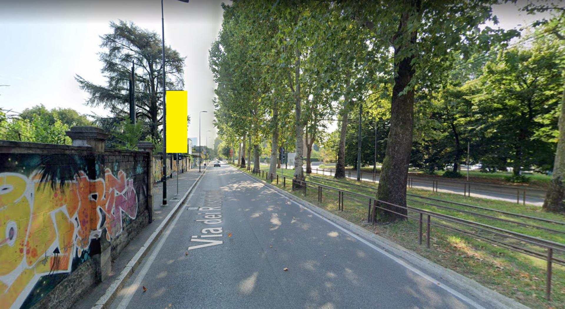 Impianto VERTICAL BANNER a Milano, in zona All Beer