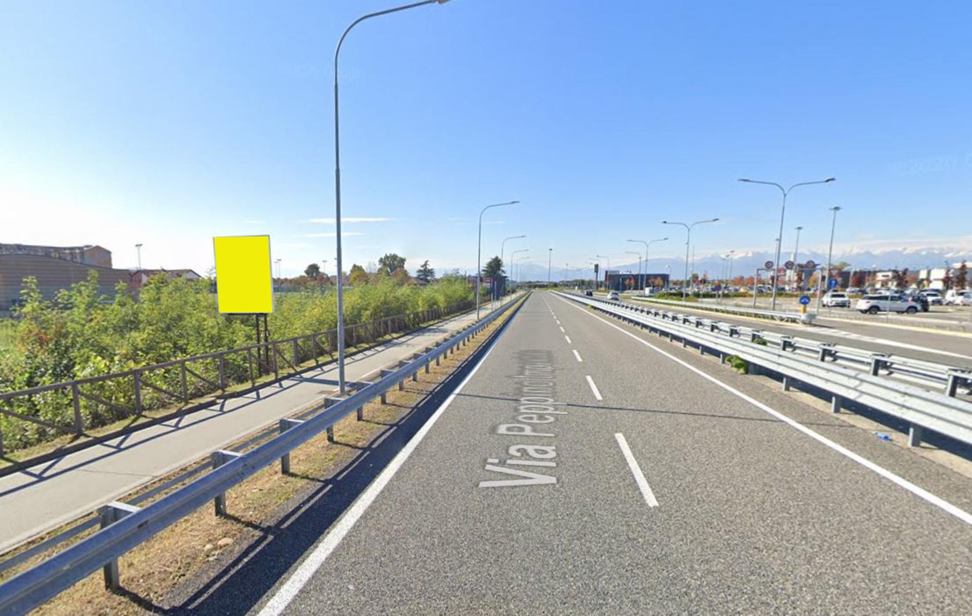 Impianto CARTELLONISTICA a Chivasso, in zona Sushiko