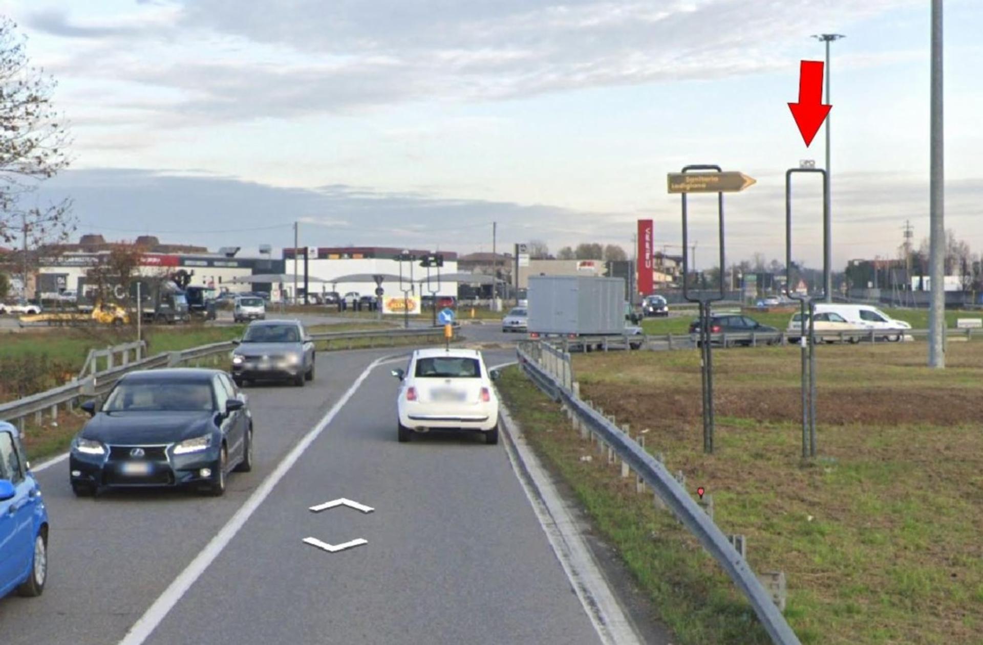 Impianto a S.P. 185 Km. 0+890/dx  Arzago d'Adda