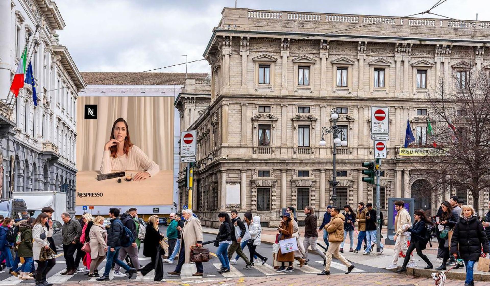 Impianto MAXI AFFISSIONE a Milano, in zona Museo San fedele