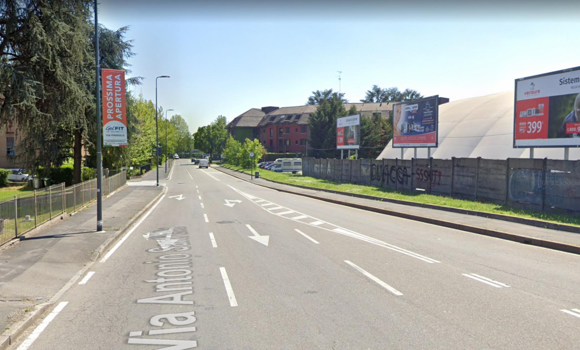Impianto VERTICAL BANNER a Milano, in zona Monte Stella