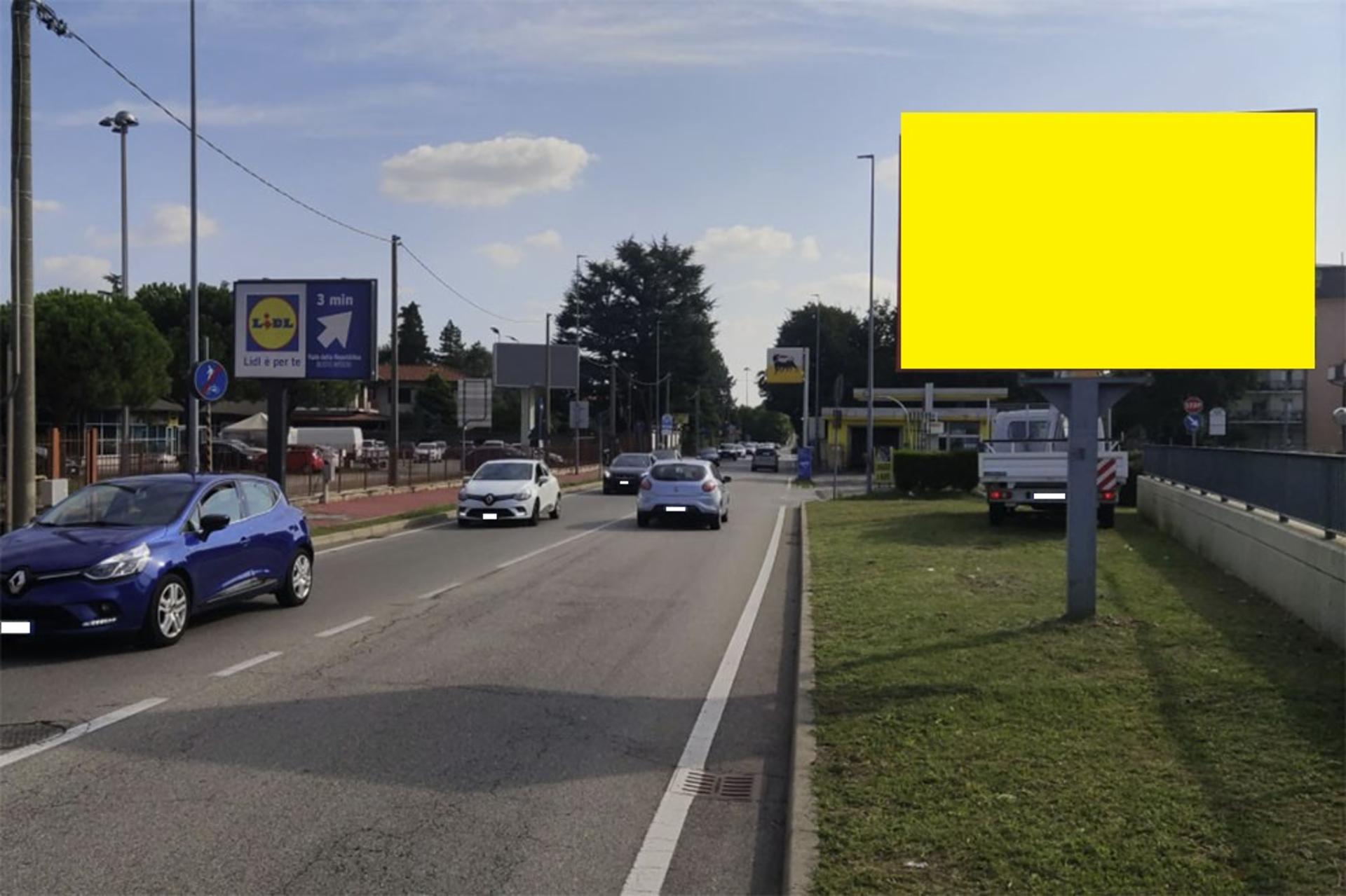Impianto POSTER a Busto Arsizio, in zona NaturaSì