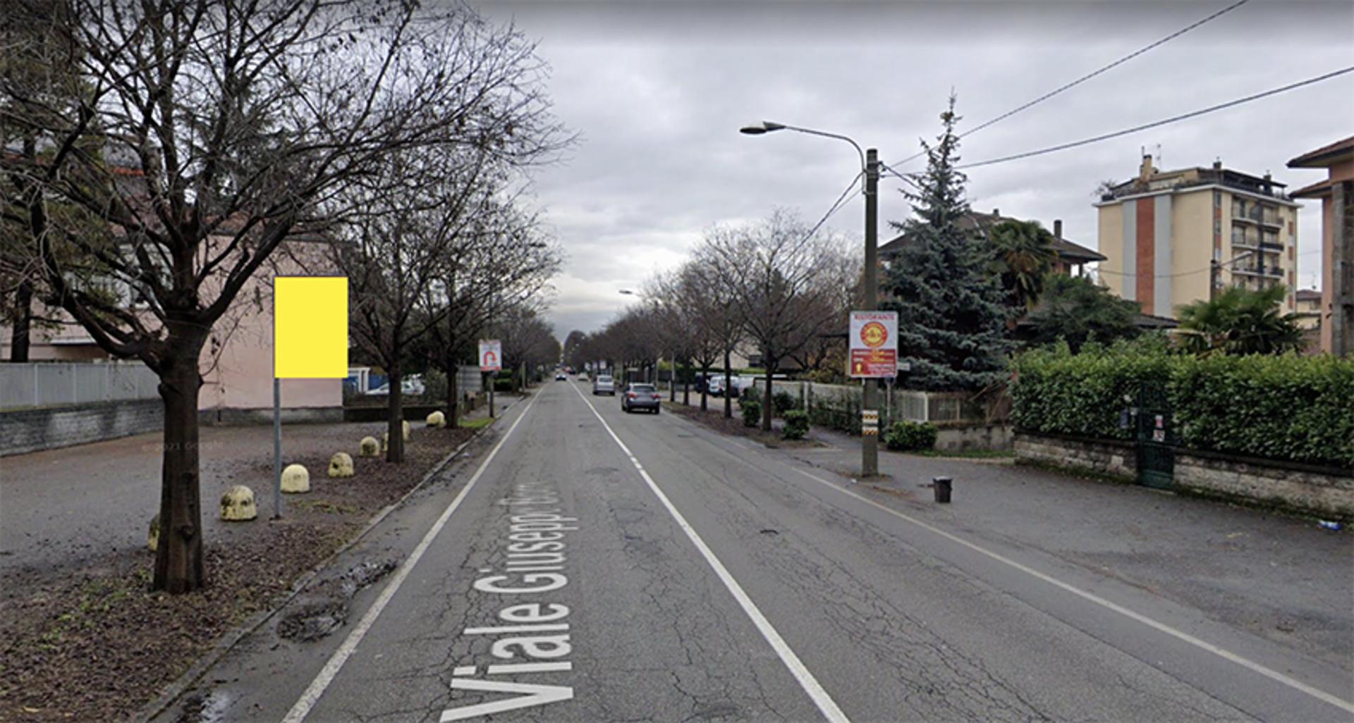 Impianto CARTELLONISTICA a Busto Arsizio, in zona New Magic Bar