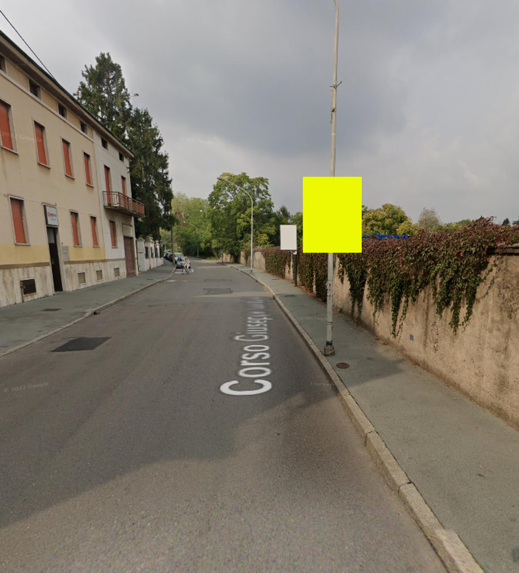 Impianto POLE MEDIA a Legnano, in zona Bottega natura