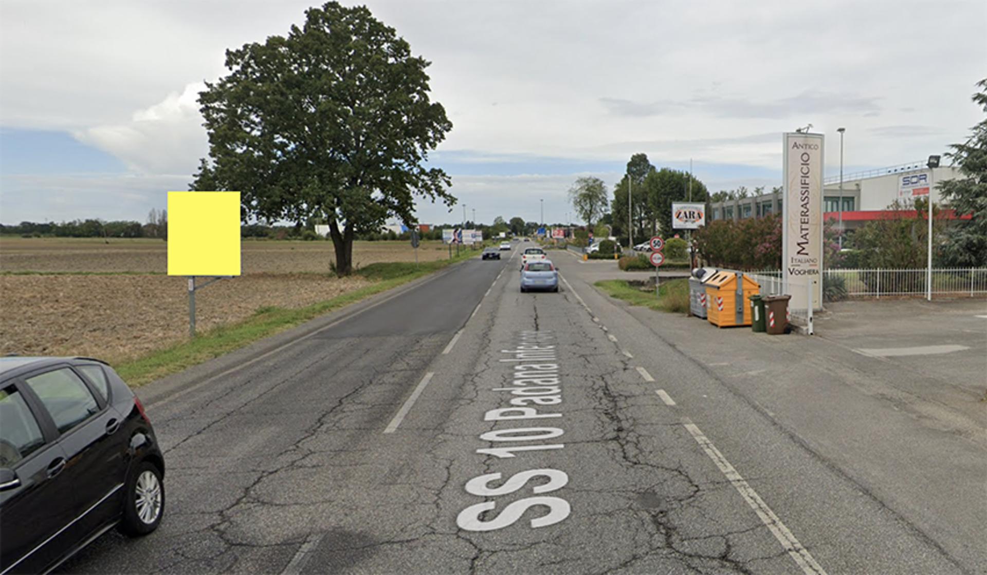 Impianto CARTELLONISTICA a Voghera, in zona Decathlon