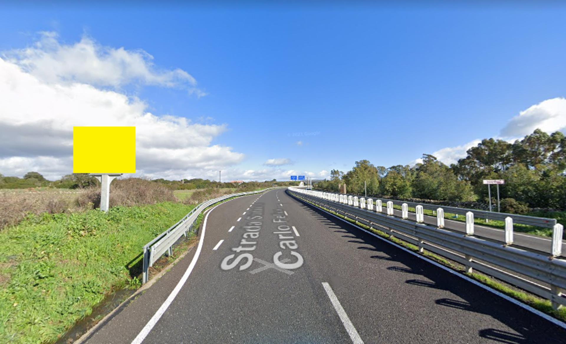 Impianto CARTELLONISTICA a Abbasanta, in zona Abbigliamento Il Girasole