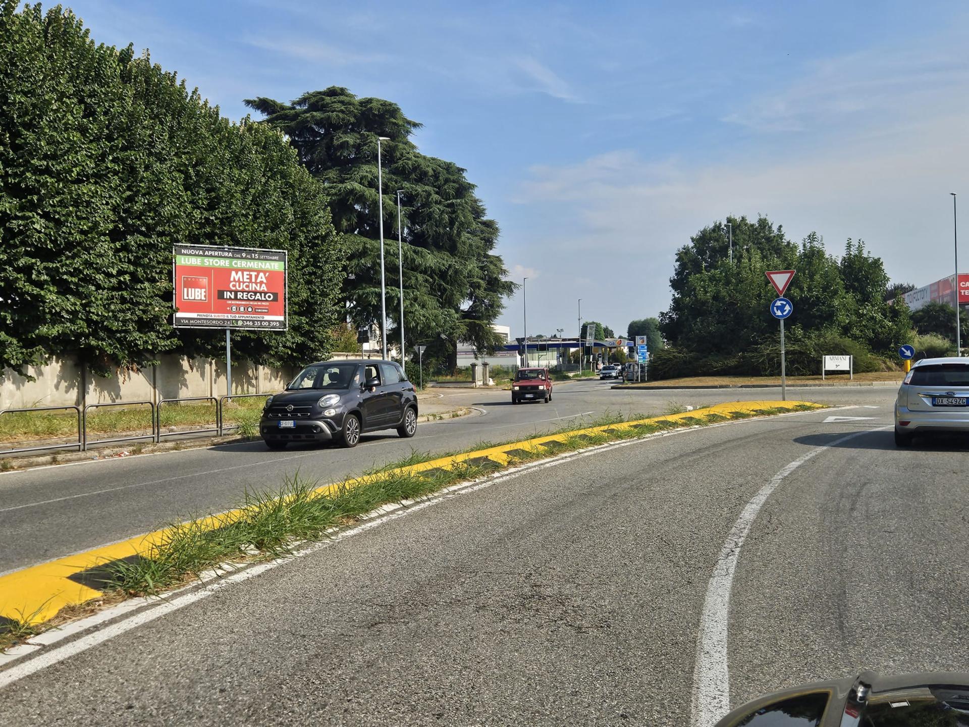 Impianto POSTER a Vertemate con Minoprio, in zona Maxfactory