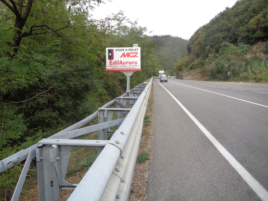 Impianto CARTELLONISTICA a Poggio San Lorenzo