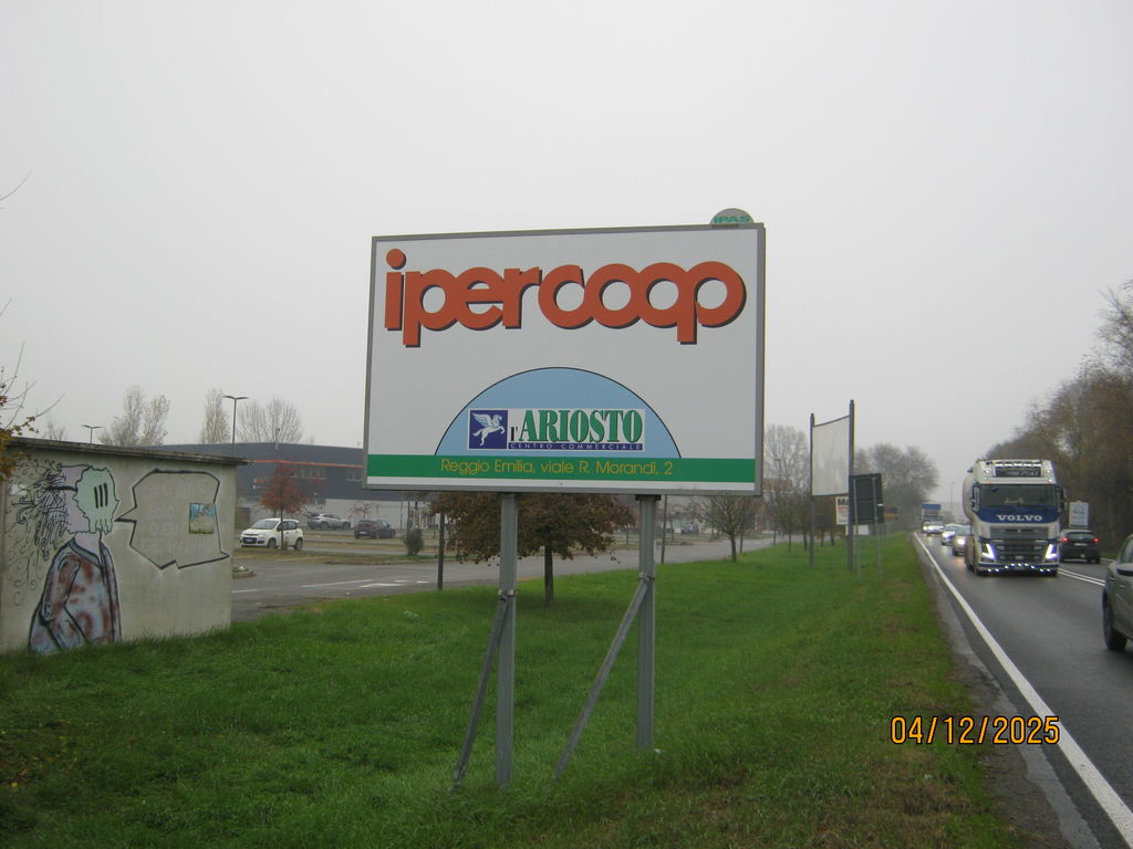 Impianto CARTELLONISTICA a Reggio nell'Emilia, in zona Terranova