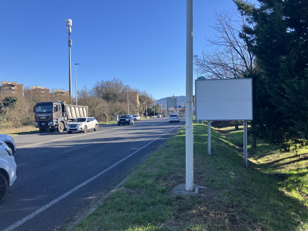 Impianto CARTELLONISTICA a Arezzo, in zona PAM