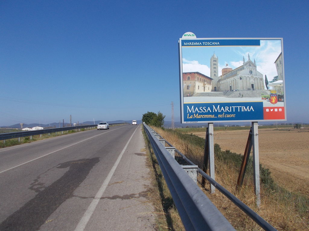 Impianto CARTELLONISTICA a Piombino