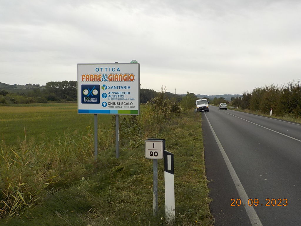 Impianto CARTELLONISTICA a Paciano, in zona Il Poderaccio
