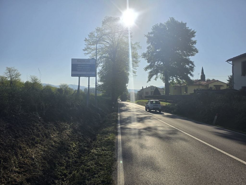 Impianto CARTELLONISTICA a Vicchio, in zona Mattagnano