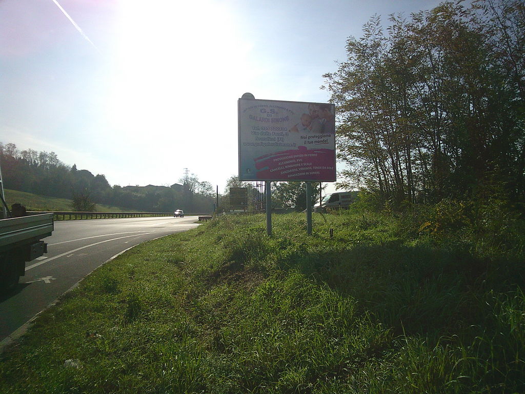 Impianto CARTELLONISTICA a Reggello, in zona 1250