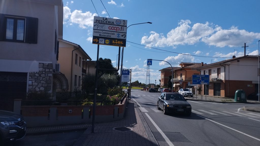 Impianto FRECCE / PREINSEGNE a Ponte Buggianese, in zona Lanterna Blu