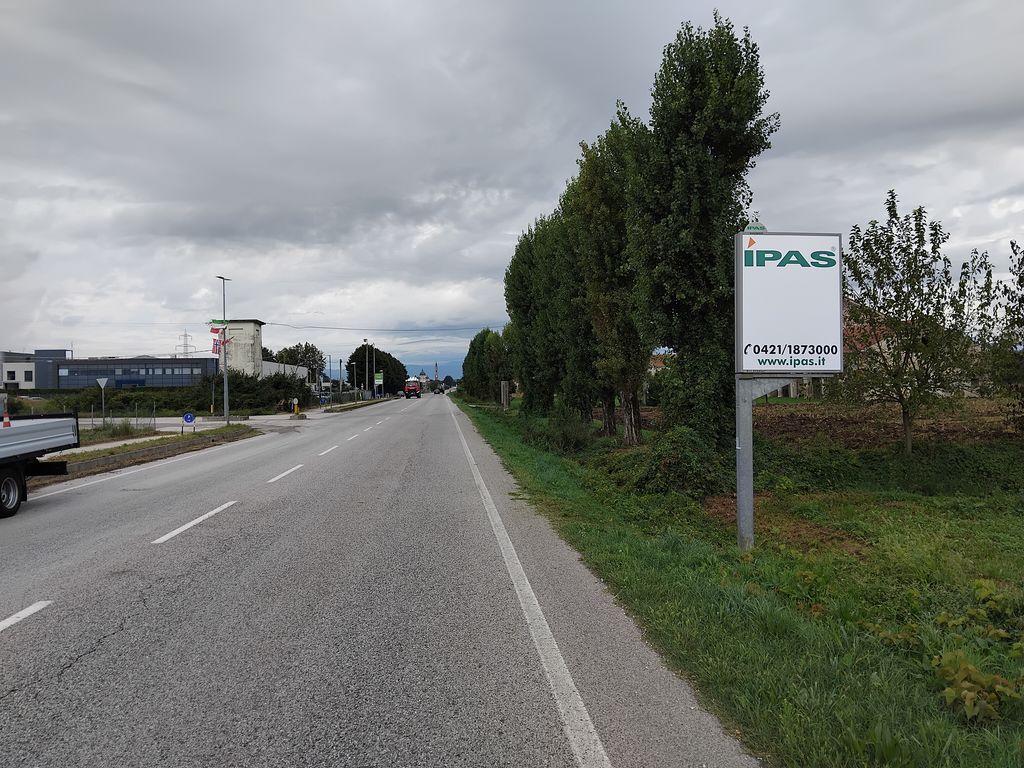 Impianto CARTELLONISTICA a Sandrigo, in zona Trattoria da Palmerino