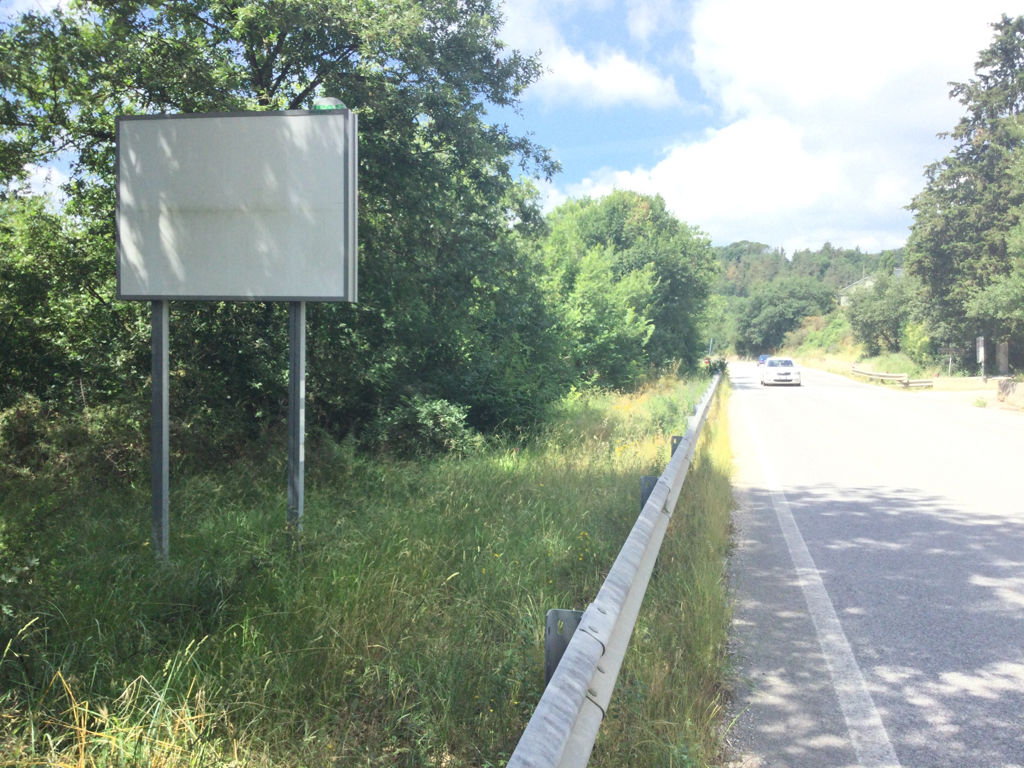 Impianto CARTELLONISTICA a Todi