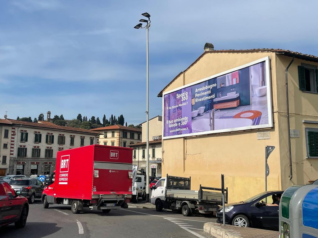 Impianto MEDI FORMATI a Firenze, in zona Panineria Poker