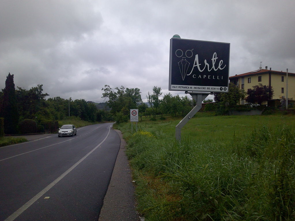 Impianto CARTELLONISTICA a Reggello, in zona 1250