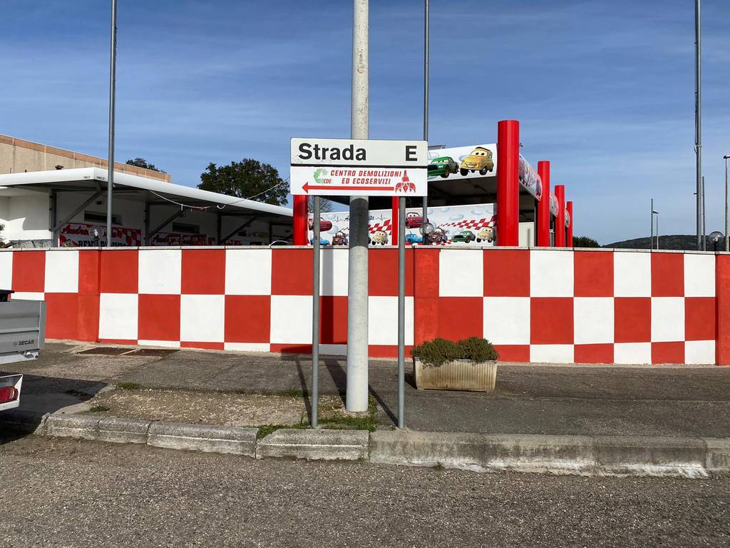 Impianto FRECCE / PREINSEGNE a Nuoro, in zona Expert