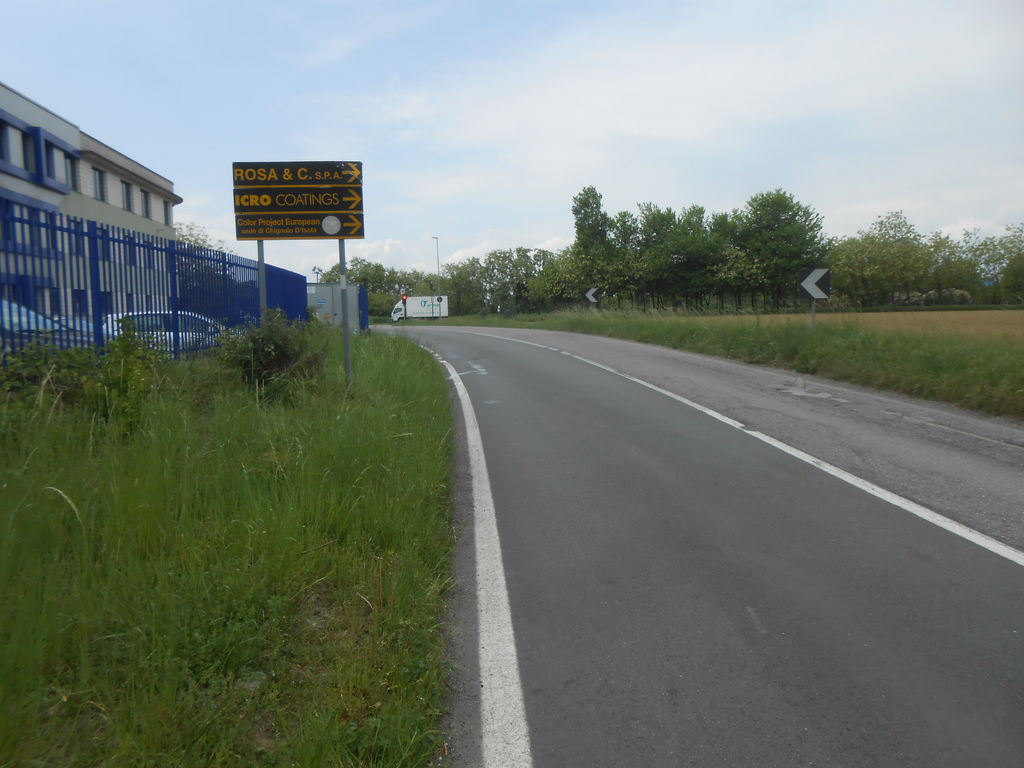 Impianto FRECCE / PREINSEGNE a Madone, in zona Polizia Locale Comando Operativo Isola Bergamasca
