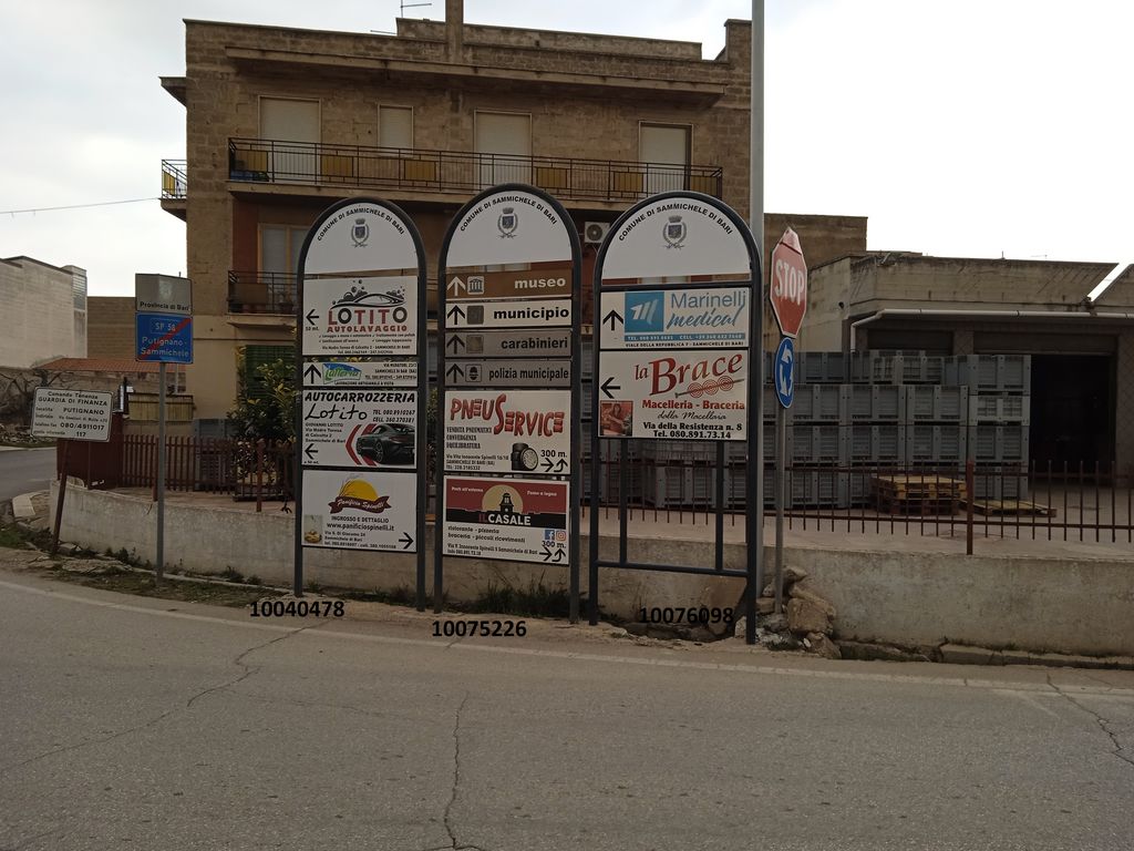 Impianto FRECCE / PREINSEGNE a Sammichele di Bari, in zona L'Arte Contadina