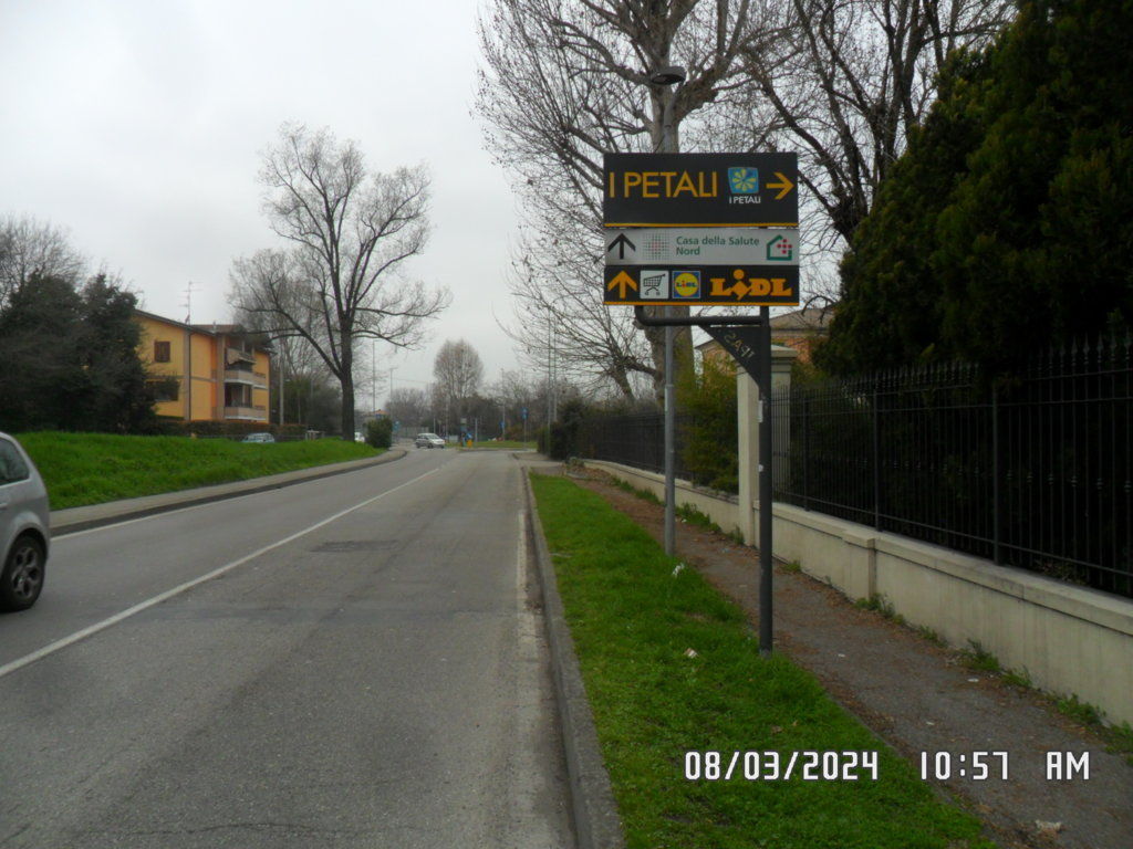 Impianto FRECCE / PREINSEGNE a Reggio nell'Emilia, in zona Double Art Hair & Body Care