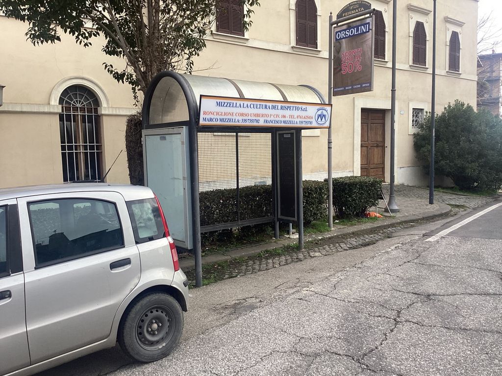 Impianto PENSILINA a Ronciglione, in zona Caffeteria La Mossa