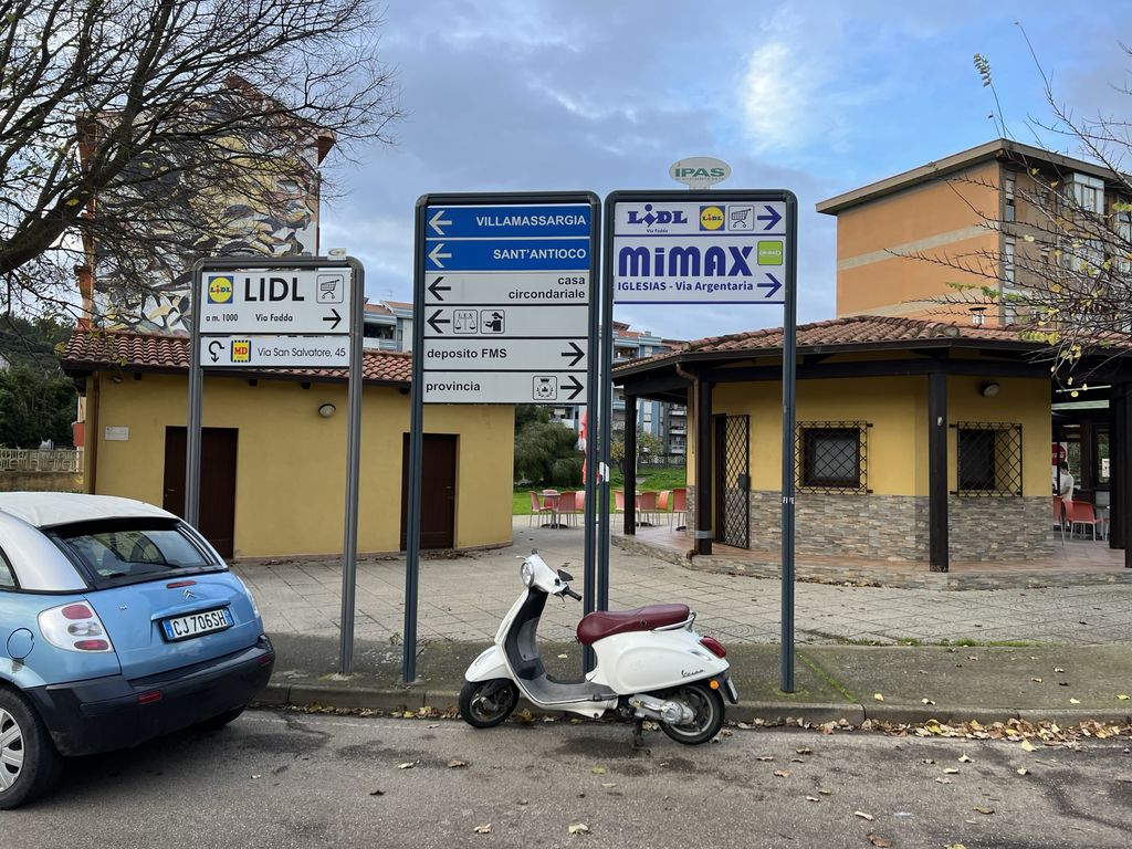 Impianto FRECCE / PREINSEGNE a Iglesias, in zona Chiosco sardo