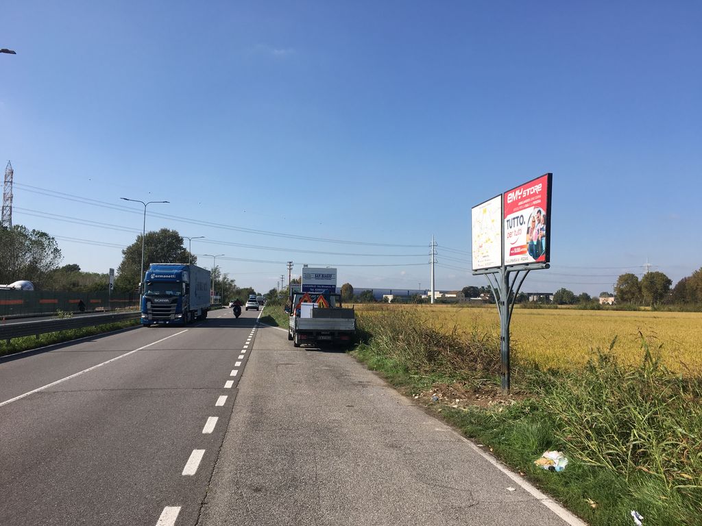 Impianto CARTELLONISTICA a Binasco, in zona Wen Zhou Fandian