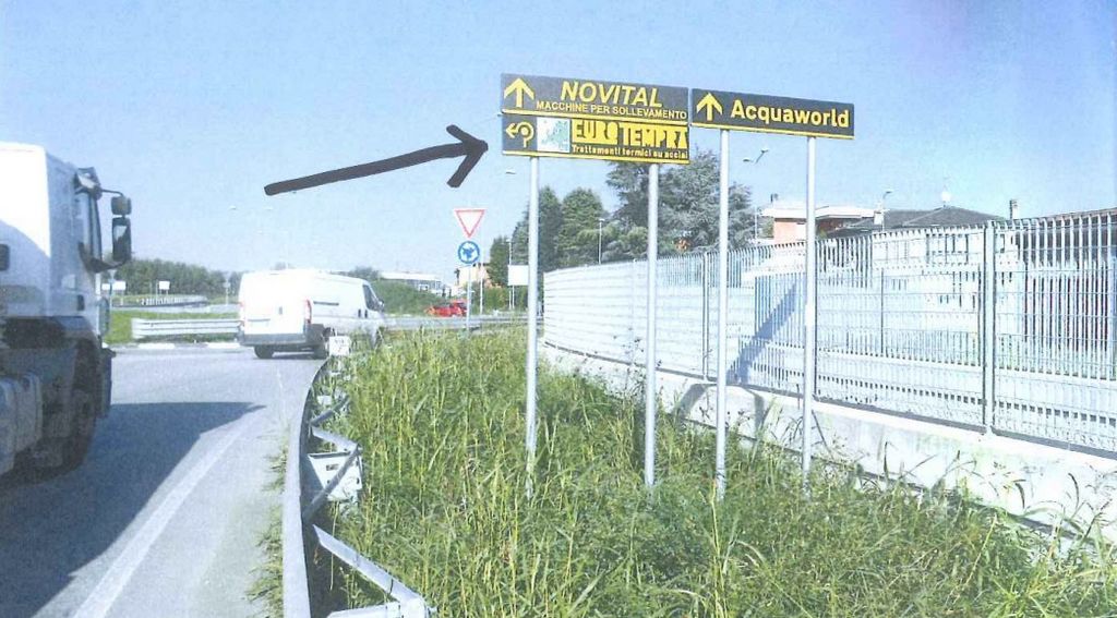 Impianto FRECCE / PREINSEGNE a Carugate, in zona Divani & Divani