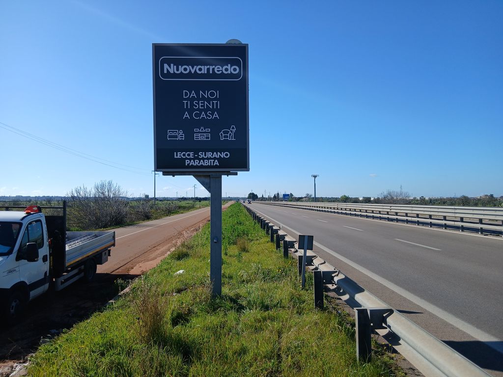 Impianto CARTELLONISTICA a Galatina