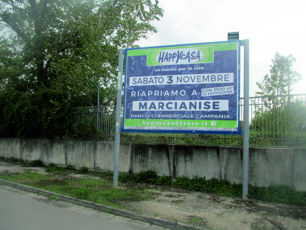 Impianto POSTER a Caserta, in zona GYM FACTORY