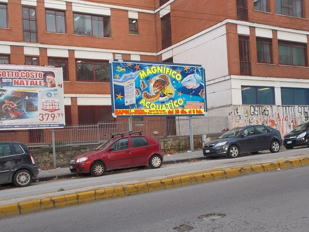 Impianto 6 X 3 a Napoli, in zona KiK