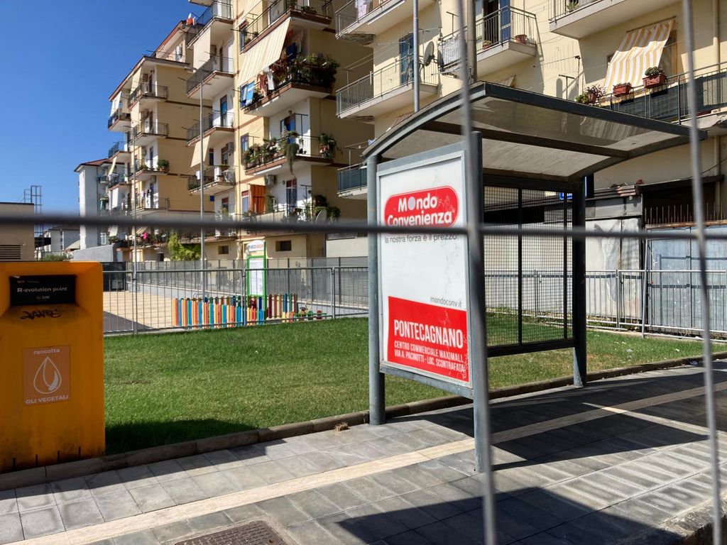 Impianto PENSILINA a Pontecagnano Faiano, in zona Stadio Comunale 