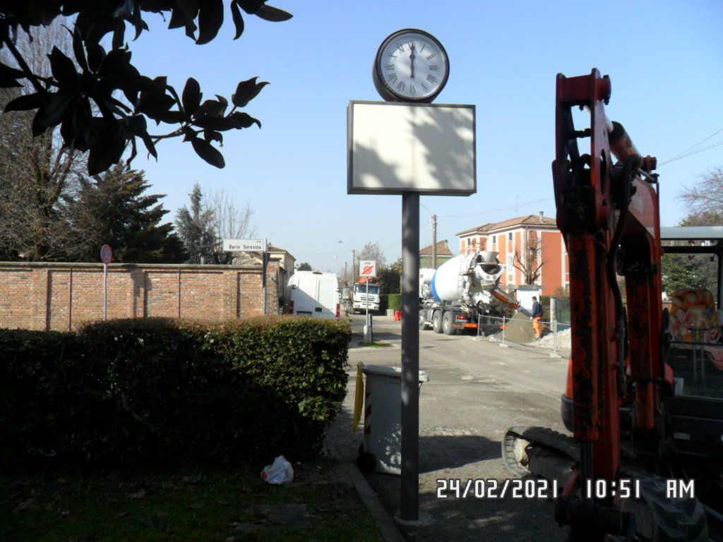 Impianto OROLOGIO a Castelvetro Piacentino, in zona Ai Pisaroni