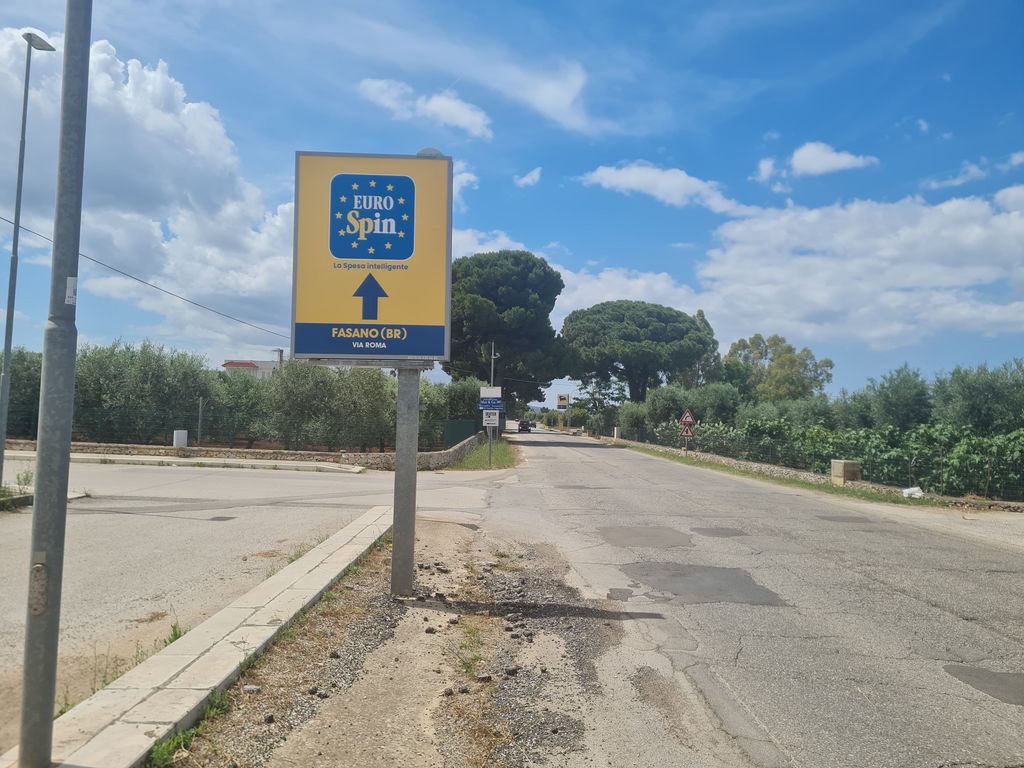 Impianto CARTELLONISTICA a Fasano, in zona Eni
