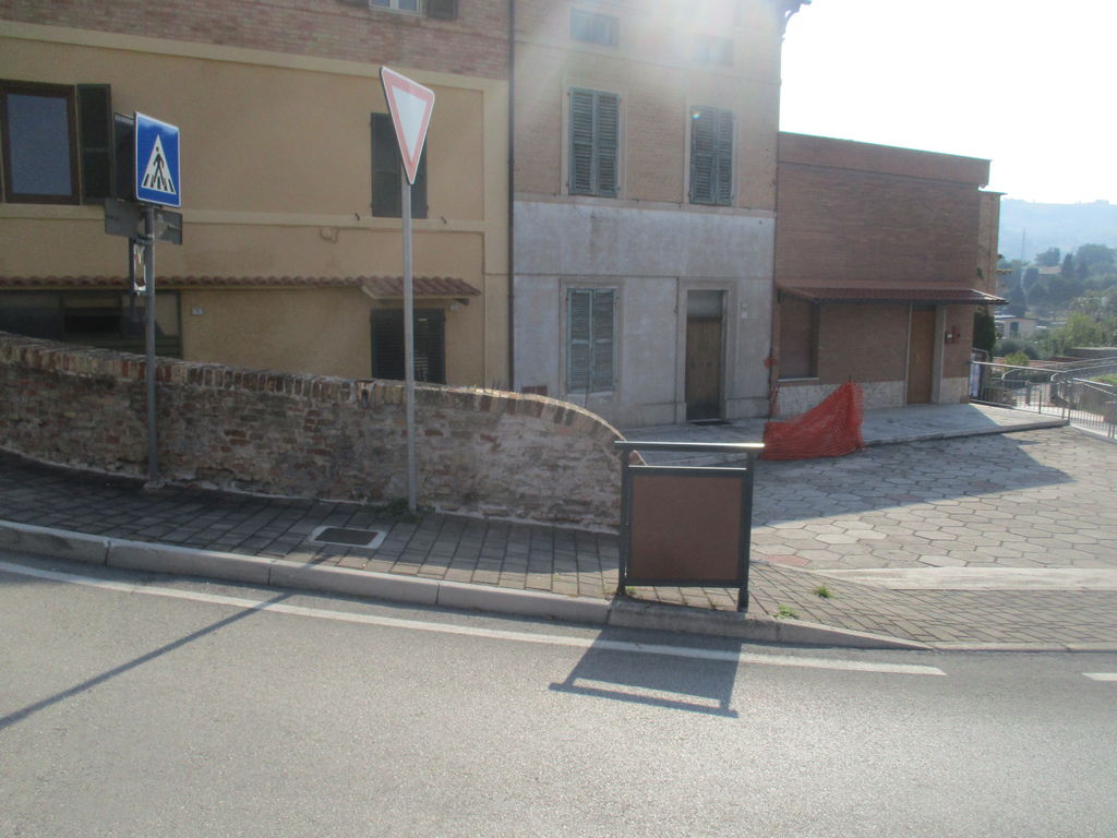 Impianto TRANSENNA a Tolentino, in zona Basilica di San Nicola da Tolentino