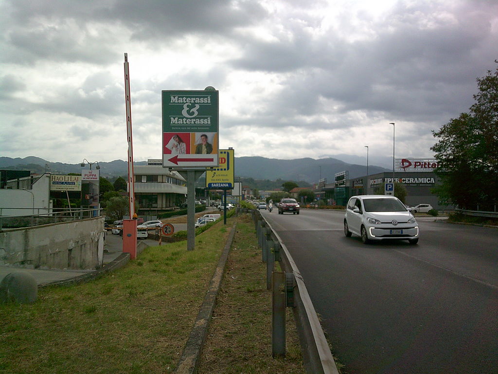 Impianto CARTELLONISTICA a Sarzana, in zona AlpStation Sarzana