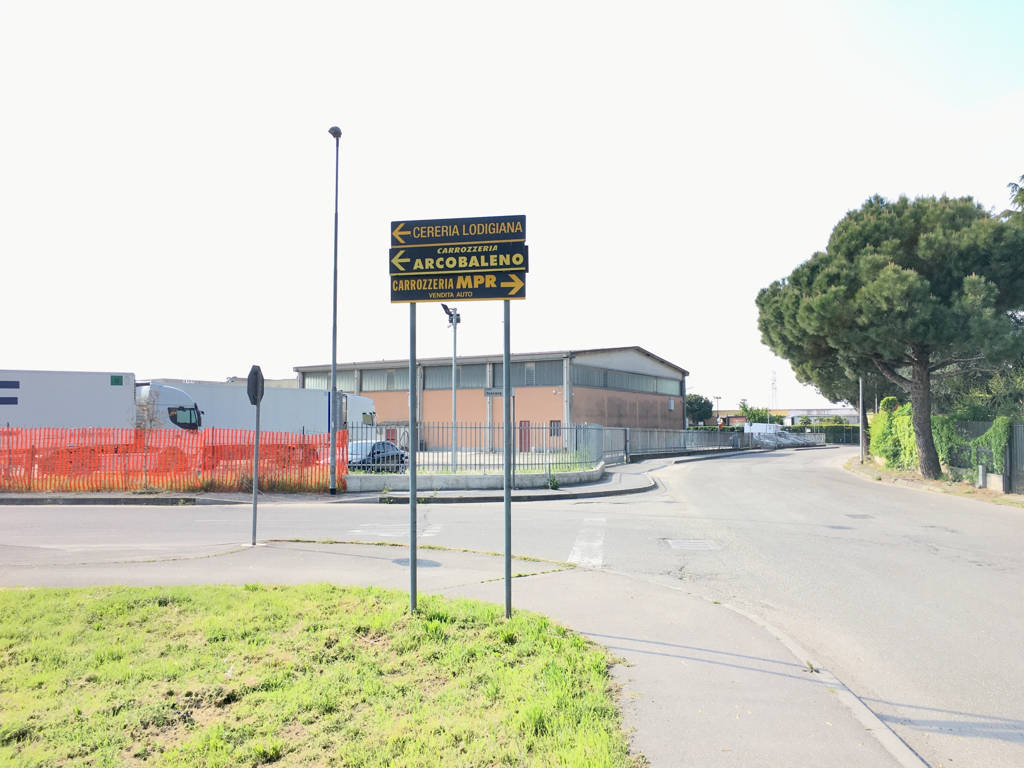 Impianto FRECCE / PREINSEGNE a Lodi Vecchio, in zona Scuola Materna